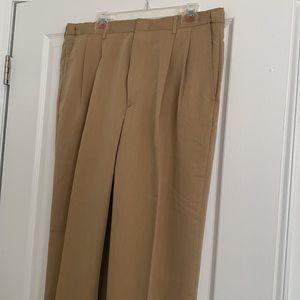 Tan Haggar Black Label Dress Pants (38/29)